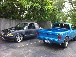 drove ol blue to pick up the bodydrop. also rare to see both of these trucks together.